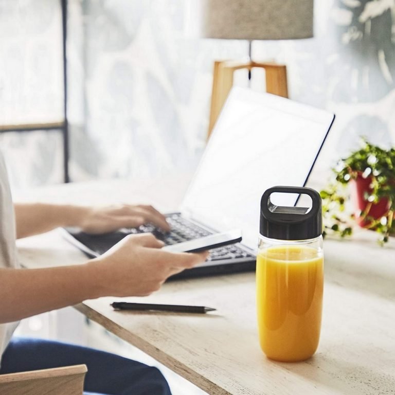 Extracteur De Jus Avec 2 Récipients 800mL et Gourde 600mL 200W Moulinex ZU600110 – Image 6